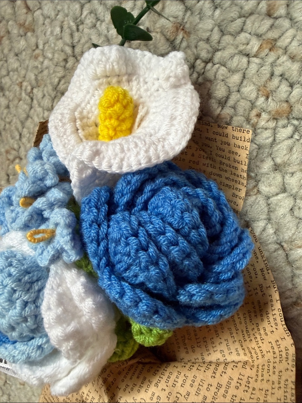 Handmade Crochet Flower Bouquet - Blue & White - Picture 2 of 5